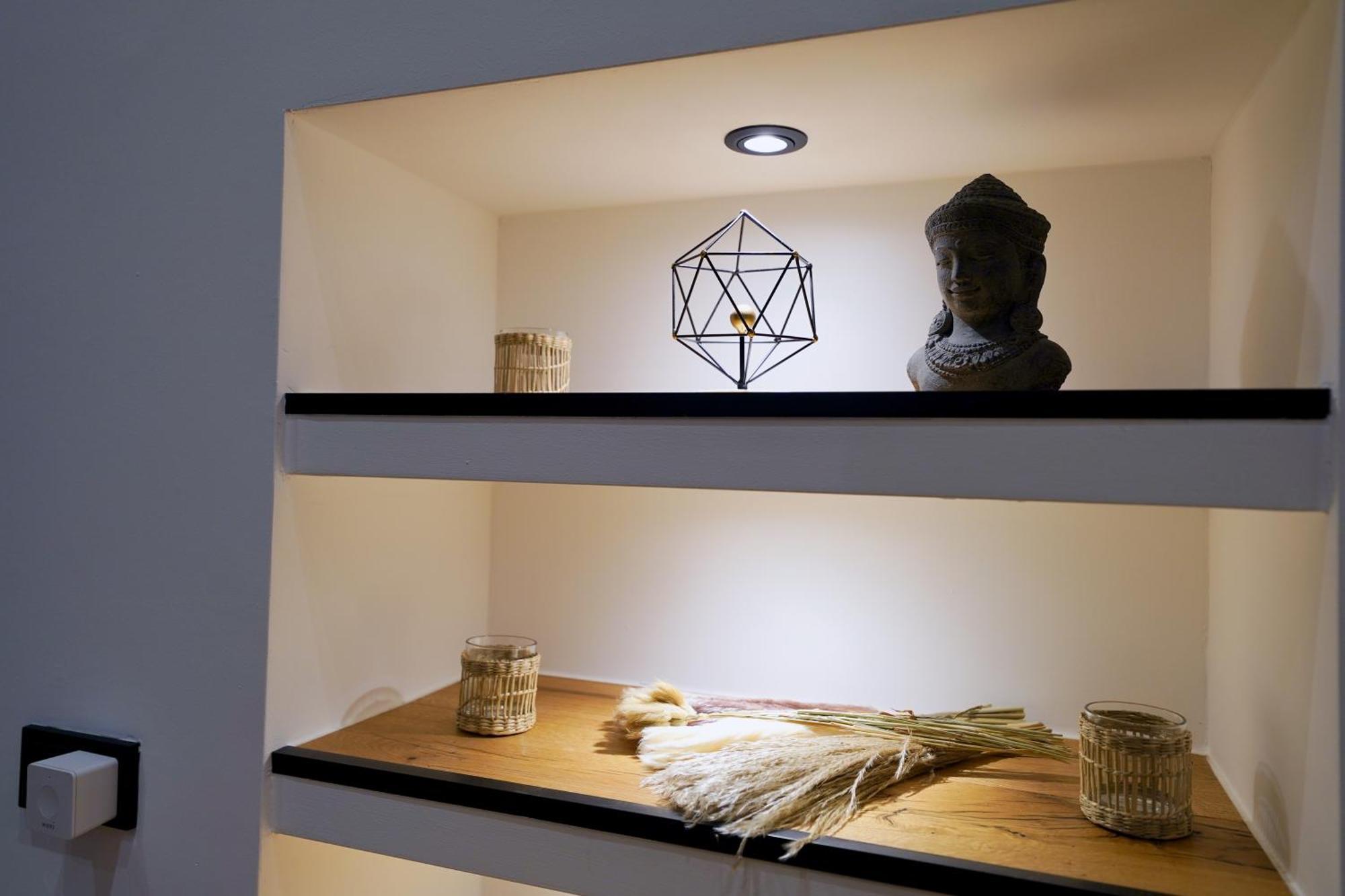 צוויקאו Edler Wohnraum Luxurioeses Stadtstudio Mit Balkon, Kaffeevollautomat & Klima מראה חיצוני תמונה
